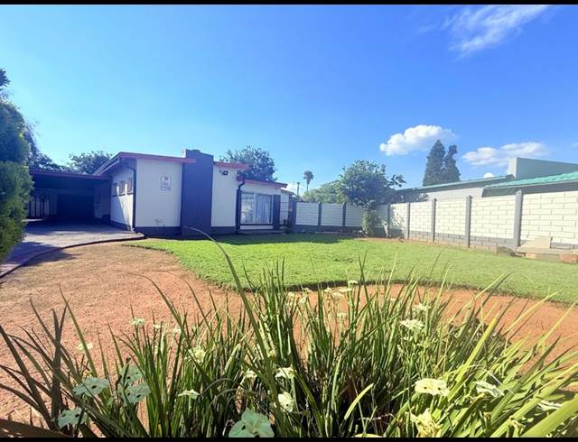 3 BEDROOM HOUSE FOR SALE IN VANDERBIJLPARK SW 1